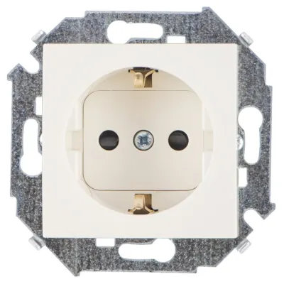 Розетка со шторками Schuko 2Р+Е, 16A 250В~, сл.кость, S15