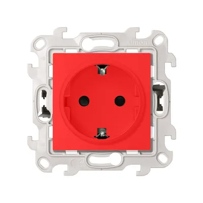 Розетка со шторками Schuko 2Р+Е, 16A 250В~ P&Go, красный, S24