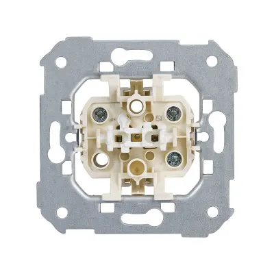 Переключатель (проходной), 16AX 250В~, S75